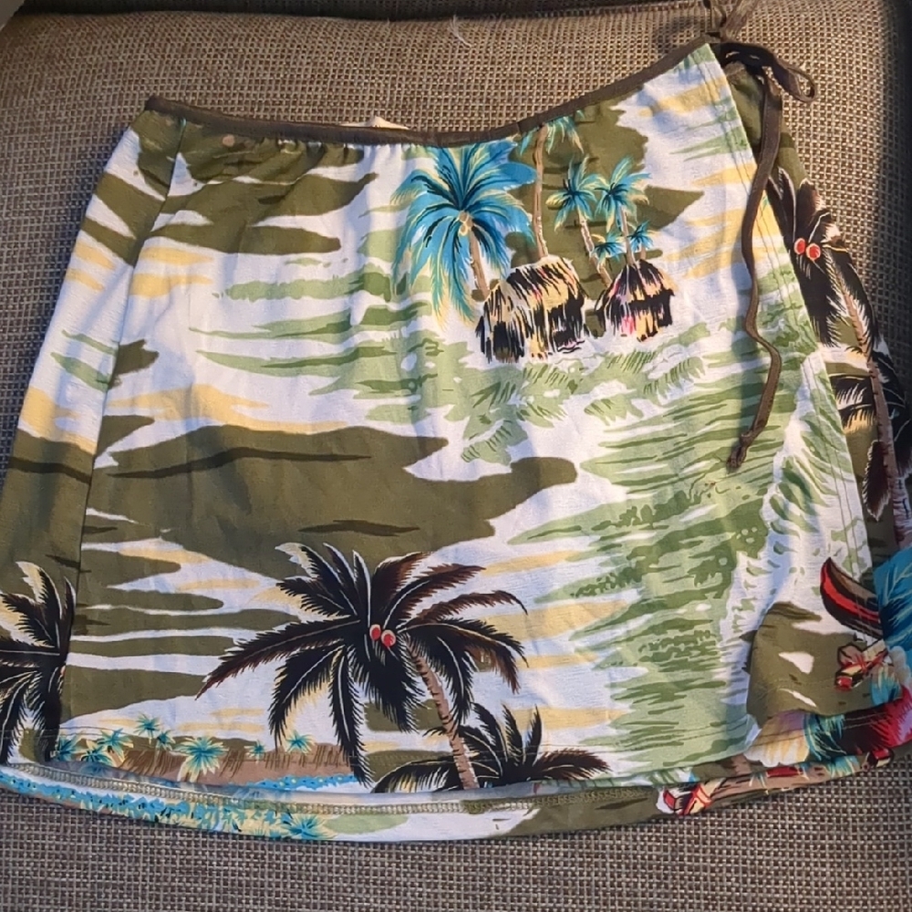 Tropical Print Mini Skirt